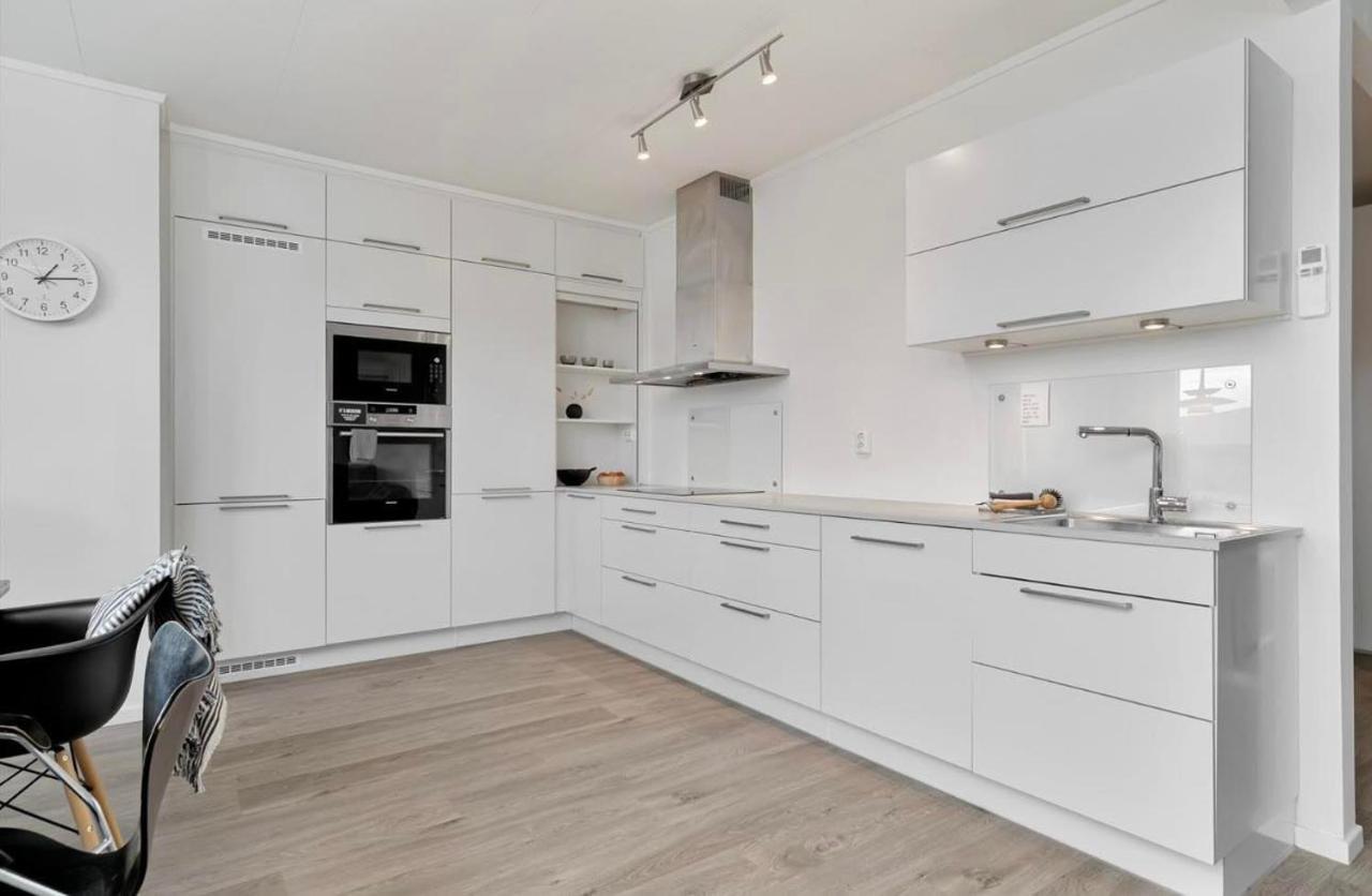 Apartment Din Hjem! Mitt I By1. Gratis Parkering!! *